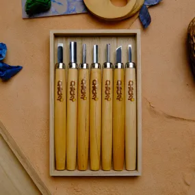 Chicky 7 Piece Carving Set